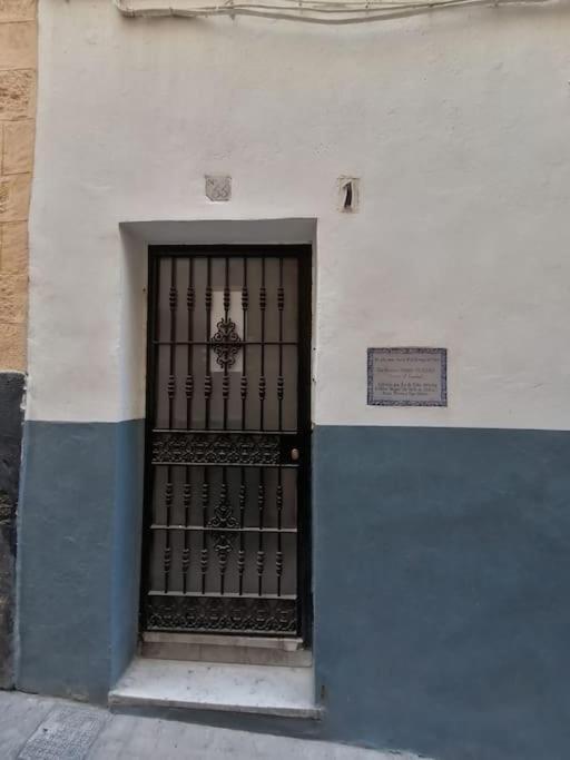 Cdz - Suarez De Salazar 2, Cozy Apartment In Cádiz Buitenkant foto